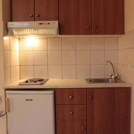 Ballas Apartment *