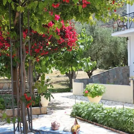 Ballas Apartment Agia Efimia