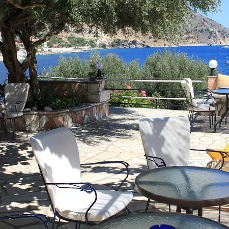 Ballas * Ajía Effimía