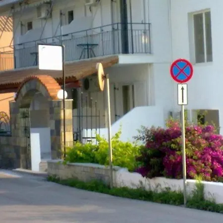 Ballas * أيّا إفيميا